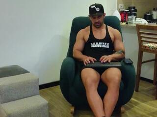 Andrew Fame webcam model stream image