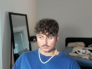 Noah Sandler webcam model stream image