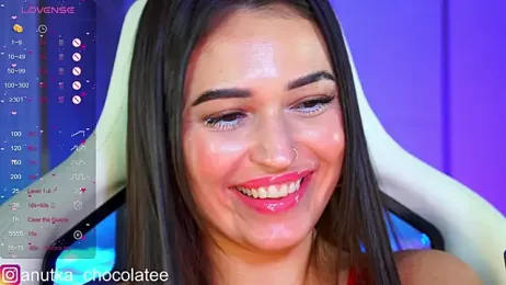 Adel_chocolate_ webcam model stream image