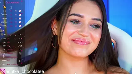 Adel_chocolate_ webcam model stream image