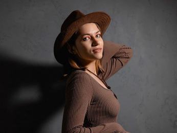 CathyBarnes webcam model stream image