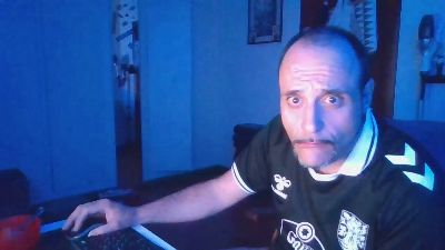 pichon822 webcam model stream image