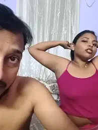 Trending_Couple webcam model stream image