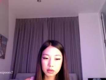 yoonipooni webcam model stream image