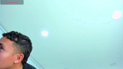 Fenix77_ webcam model stream image