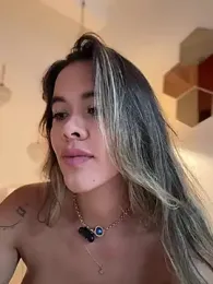 Emilia_Bakerr webcam preview