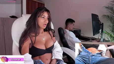Sarajames webcam model stream image
