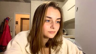 XeniaResner webcam model stream image