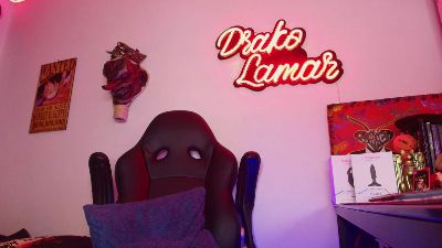 Drako_LiveShow webcam model stream image