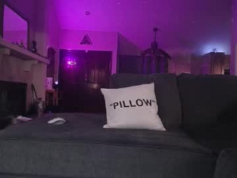 wentbrokeonstrippers webcam model stream image