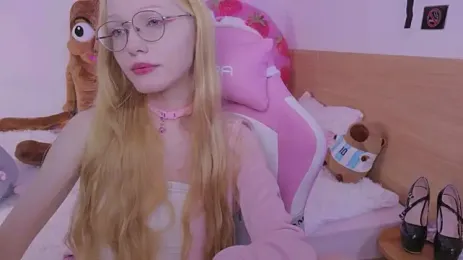 blush webcam model stream image