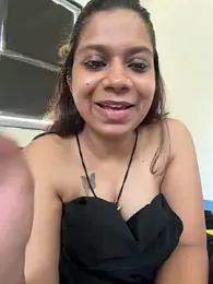 Malika_Secrets webcam model stream image