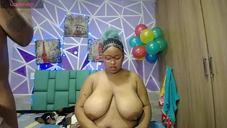 Shantal_Dominic webcam model stream image