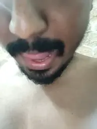 DesiHunk2255 webcam model stream image