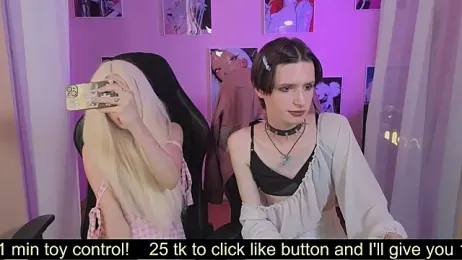 madi_snow webcam model stream image