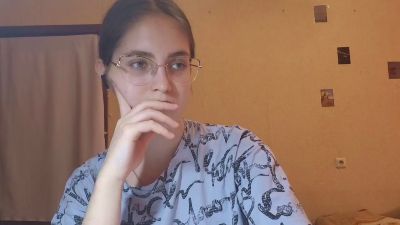 RoxanaKneisler webcam preview