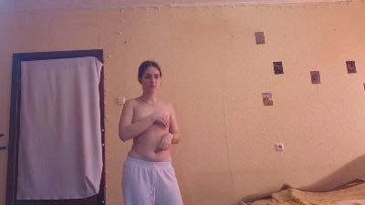 RoxanaKneisler webcam model stream image
