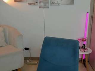 haileyflorez webcam model stream image