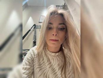 obsessed_with_me webcam model stream image