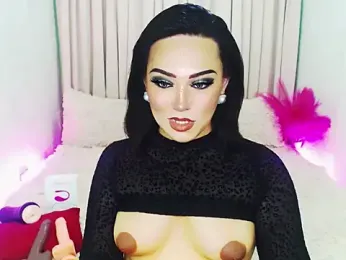 hot_wildivana webcam stripchat model stream image