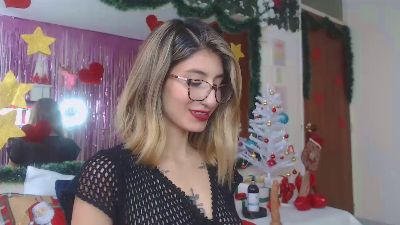 Kaii_ webcam model stream image