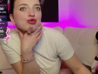 emmy_mouse webcam model stream image