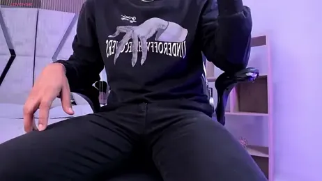 LiamDeep webcam stripchat model stream image