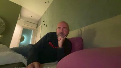 __Maximiliano__ webcam model stream image