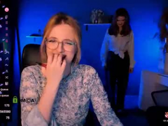 luna_berryy webcam model stream image