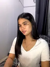 AngelHille webcam model stream image