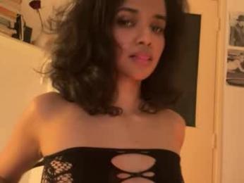 mriea_ webcam chaturbate model stream image