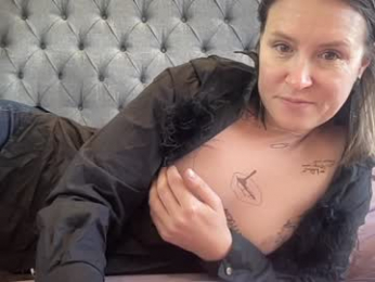 eatmypie69 webcam model stream image