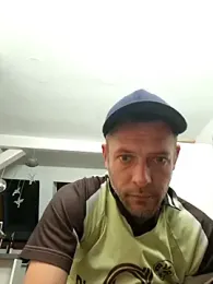 Percy_ohv webcam model stream image