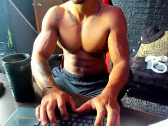 adam_valencia webcam model stream image