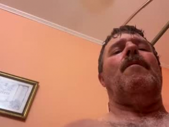 findmeyou68476332 webcam model stream image