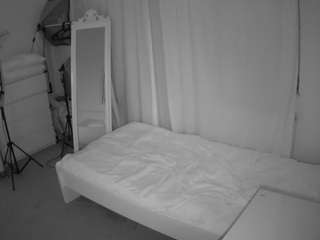 voyeurcam-julmodels-reallife-3 webcam model stream image