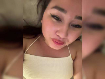 sweetie webcam model stream image