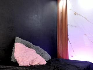 Vanessa Towson webcam flirt4free model stream image