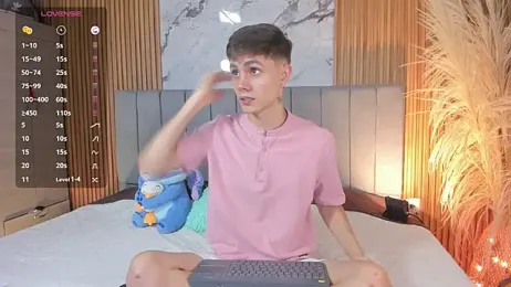 DustinLevine webcam stripchat model stream image