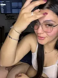 lucia2919 webcam model stream image