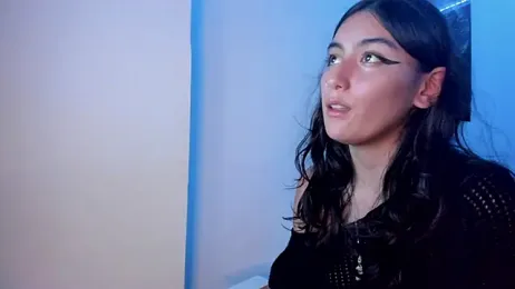 namiiwhite webcam model stream image