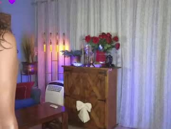 mya_emerald webcam model stream image
