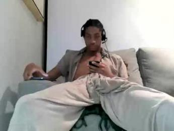 blackbulltitus webcam model stream image