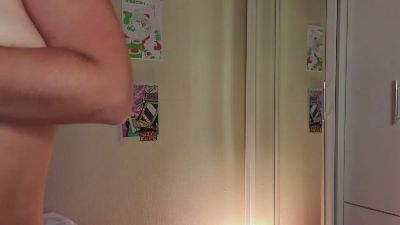 EllamaeWerley webcam model stream image
