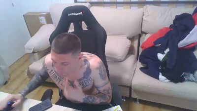 Hunterzito37 webcam model stream image