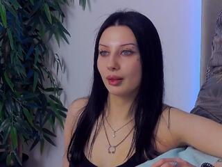 Mae Anna webcam flirt4free model stream image