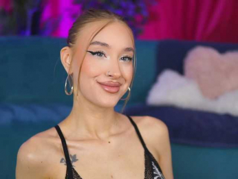 MaryJWatson webcam model stream image