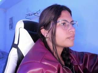 lady-brownnnn webcam model stream image