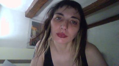 Yuliya_ webcam cam4 model stream image
