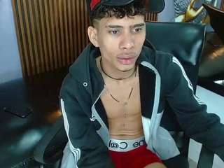 skinny-cute-alyer webcam camsoda model stream image